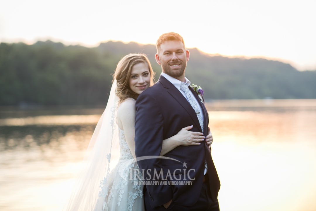 Andrew and Hannah | WV Wedding Photographer
